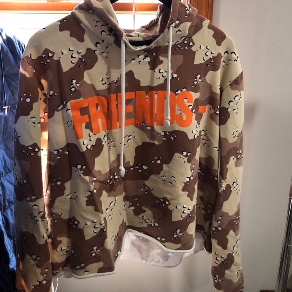 Vlone Camo friends hoodie Sz L